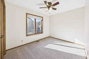 2253 Charles Street N, North Saint Paul, MN 55109 - Photo 7