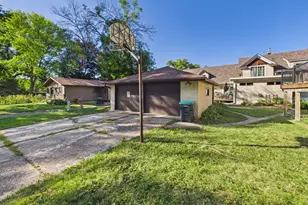2253 Charles Street N, North Saint Paul, MN 55109 - Photo 21