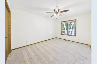 2253 Charles Street N, North Saint Paul, MN 55109 - Photo 9