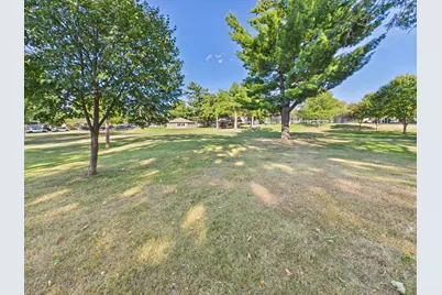 2253 Charles Street N, North Saint Paul, MN 55109 - Photo 25
