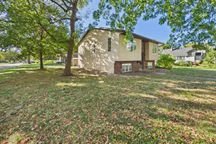 2253 Charles Street N, North Saint Paul, MN 55109 - Photo 23