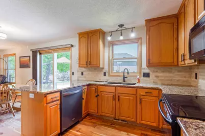 247 Pendryn Hill Circle, Woodbury, MN 55125 - Photo 31