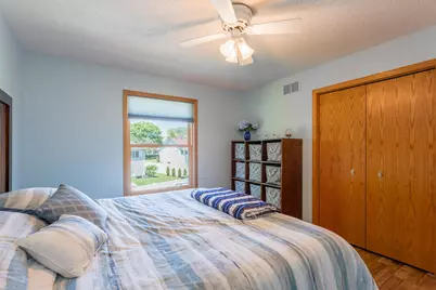 247 Pendryn Hill Circle, Woodbury, MN 55125 - Photo 51