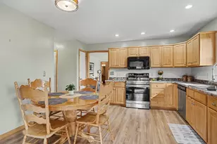 2241 122nd St, New Richmond, WI 54017 - Photo 9