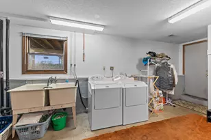 6733 Willow Ln, Brooklyn Center, MN 55430 - Photo 45