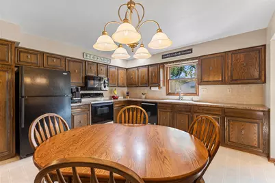 6733 Willow Lane, Brooklyn Center, MN 55430 - Photo 19