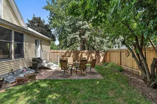 206 5th St S, Bayport, MN 55003 - Photo 9