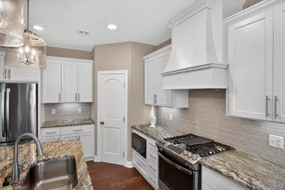 17250 47th Avenue N, Plymouth, MN 55446 - Photo 11