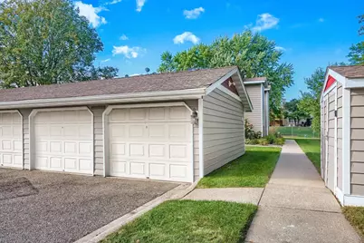 4515 Cinnamon Ridge Trail #A, Eagan, MN 55122 - Photo 3