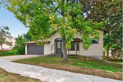 412 Hazel Street N, Saint Paul, MN 55119 - Photo 3