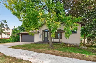 412 Hazel St N, Saint Paul, MN 55119 - Photo 3