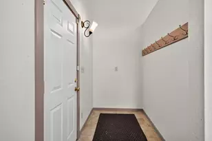 412 Hazel St N, Saint Paul, MN 55119 - Photo 7