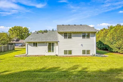 342 Parkview Lane S, Maplewood, MN 55119 - Photo 37
