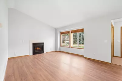 342 Parkview Lane S, Maplewood, MN 55119 - Photo 7