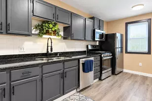 1655 Washburn Ave N, Minneapolis, MN 55411 - Photo 3