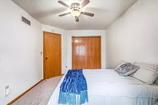 4068 Wilshire Cir, Shoreview, MN 55126 - Photo 23