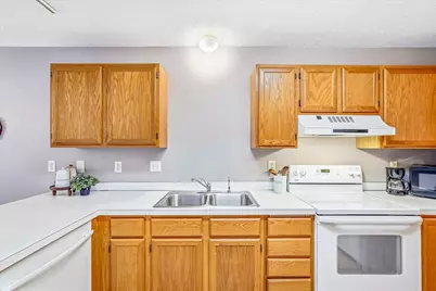 4068 Wilshire Circle #43, Shoreview, MN 55126 - Photo 13