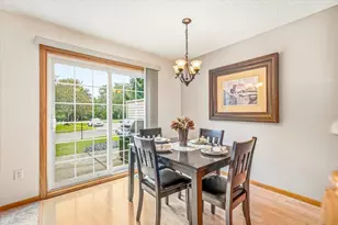 4068 Wilshire Cir, Shoreview, MN 55126 - Photo 9