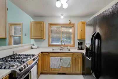 98 Australian Avenue, Little Canada, MN 55117 - Photo 13