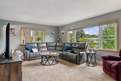 700 Lyndale Avenue, Spring Valley, MN 55975 - Photo 9