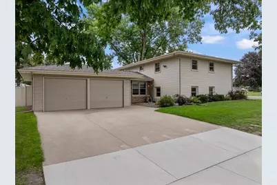 700 Lyndale Avenue, Spring Valley, MN 55975 - Photo 3