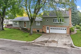 402 N Minnesota St, Marshall, MN 56258 - Photo 65