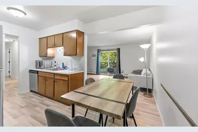 3155 Old Highway 8 #203, Roseville, MN 55418 - Photo 11