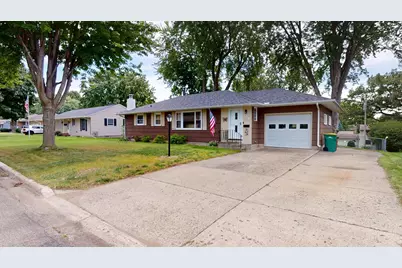 204 Fairview Drive, Albert Lea, MN 56007 - Photo 1