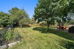 9056 Sequoia Rd, Woodbury, MN 55125 - Photo 37