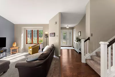 9056 Sequoia Road, Woodbury, MN 55125 - Photo 5