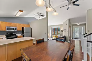 9056 Sequoia Rd, Woodbury, MN 55125 - Photo 9