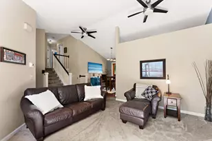 9056 Sequoia Rd, Woodbury, MN 55125 - Photo 7
