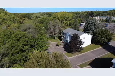 220 Hallam Avenue S, Mahtomedi, MN 55115 - Photo 3