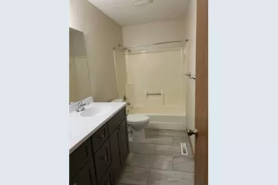 220 Hallam Avenue S, Mahtomedi, MN 55115 - Photo 19
