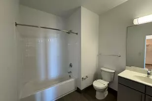 1369 Spruce Pl, Minneapolis, MN 55403 - Photo 29