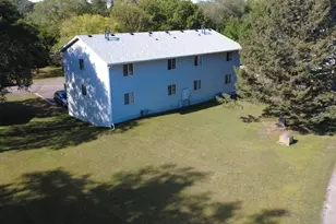 230 Hallam Ave S, Mahtomedi, MN 55115 - Photo 3