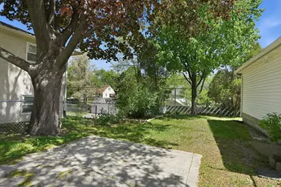 1070 Dale Street N, Saint Paul, MN 55117 - Photo 7