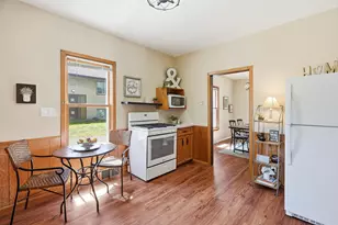 1070 Dale St N, Saint Paul, MN 55117 - Photo 21