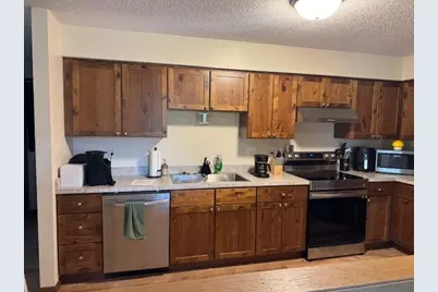 240 Hallam Avenue S, Mahtomedi, MN 55115 - Photo 9