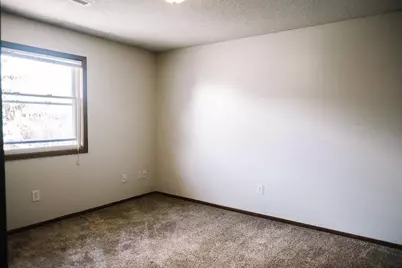 240 Hallam Avenue S, Mahtomedi, MN 55115 - Photo 19