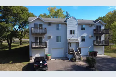 240 Hallam Avenue S, Mahtomedi, MN 55115 - Photo 7