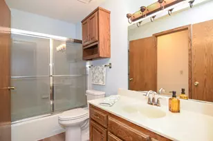 8724 N Maplebrook Cir, Brooklyn Park, MN 55445 - Photo 15