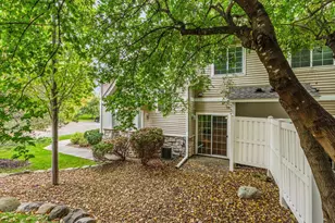 320 Willoughby Way W, Minnetonka, MN 55305 - Photo 9