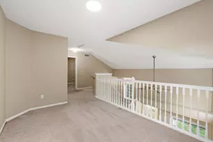 320 Willoughby Way W, Minnetonka, MN 55305 - Photo 25