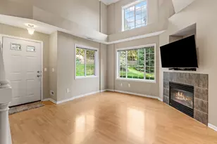 320 Willoughby Way W, Minnetonka, MN 55305 - Photo 11