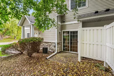 320 Willoughby Way W, Minnetonka, MN 55305 - Photo 7