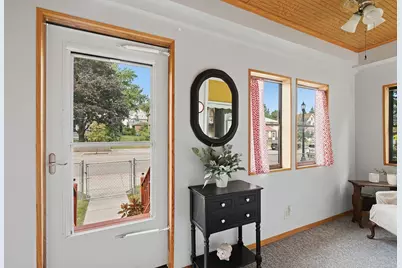 125 3rd Avenue S, South Saint Paul, MN 55075 - Photo 9