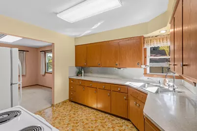 1195 7th Street NW, New Brighton, MN 55112 - Photo 5