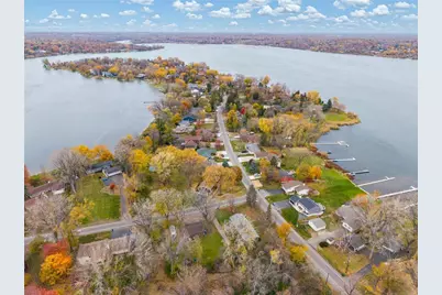 7 Kaiser Avenue, Medicine Lake, MN 55441 - Photo 3