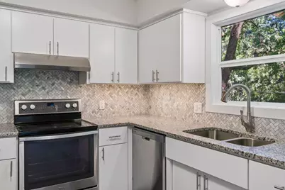 15001 Oakland Avenue S, Burnsville, MN 55306 - Photo 5
